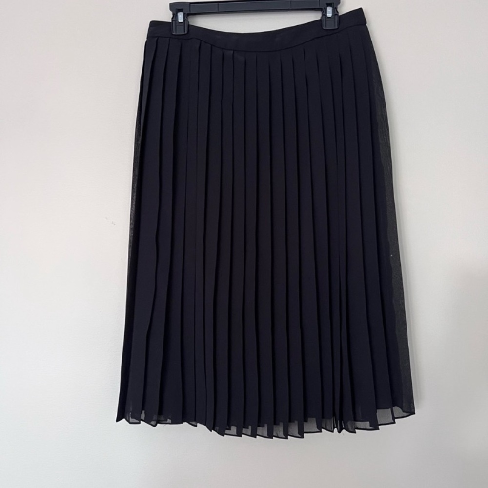 Halogen black pleated skirt